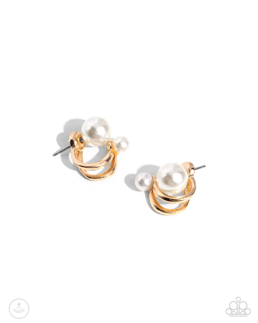 Sophisticated Socialite Gold Earrings Paparazzi