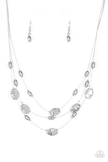 Top ZEN Silver
Necklace - Daria's Blings N Things