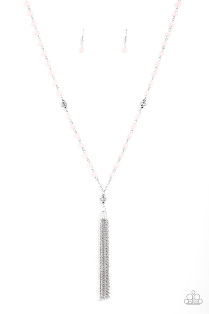Tassel Takeover Pink
Necklace - Daria's Blings N Things
