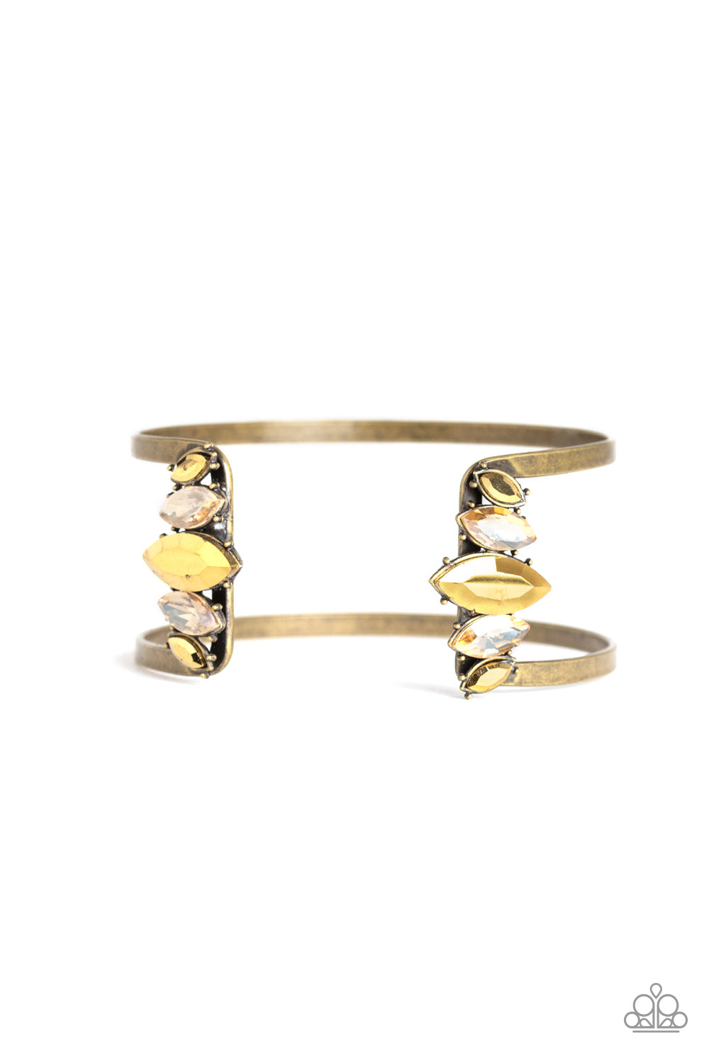 Glam Power Brass
Bracelet - Daria's Blings N Things