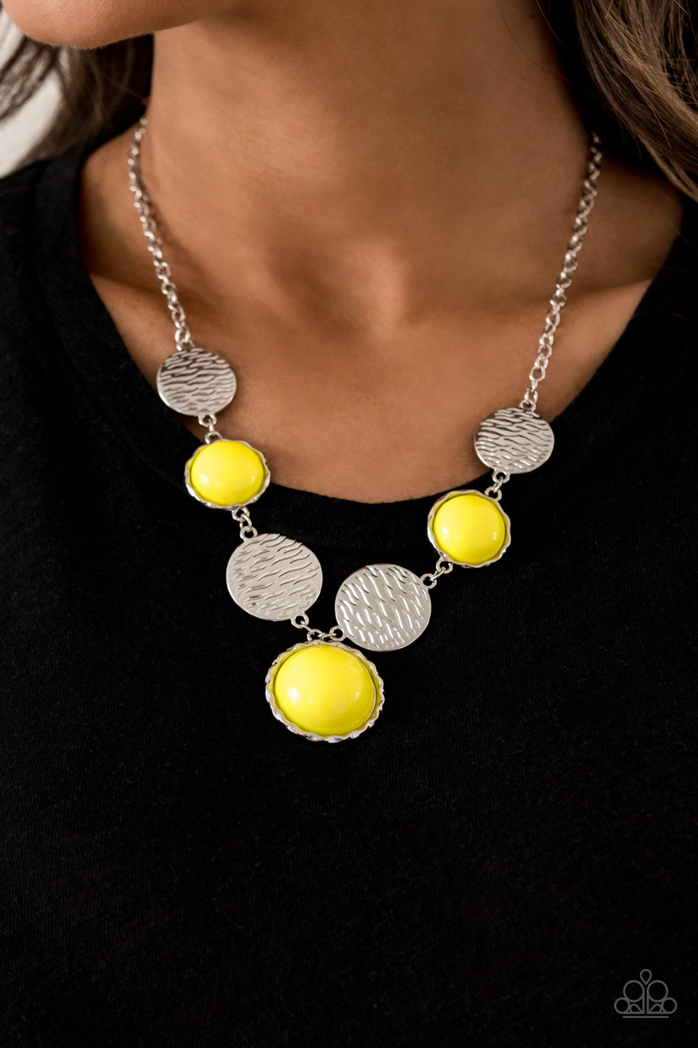 Bohemian Bombshell Yellow
Necklace - Daria's Blings N Things