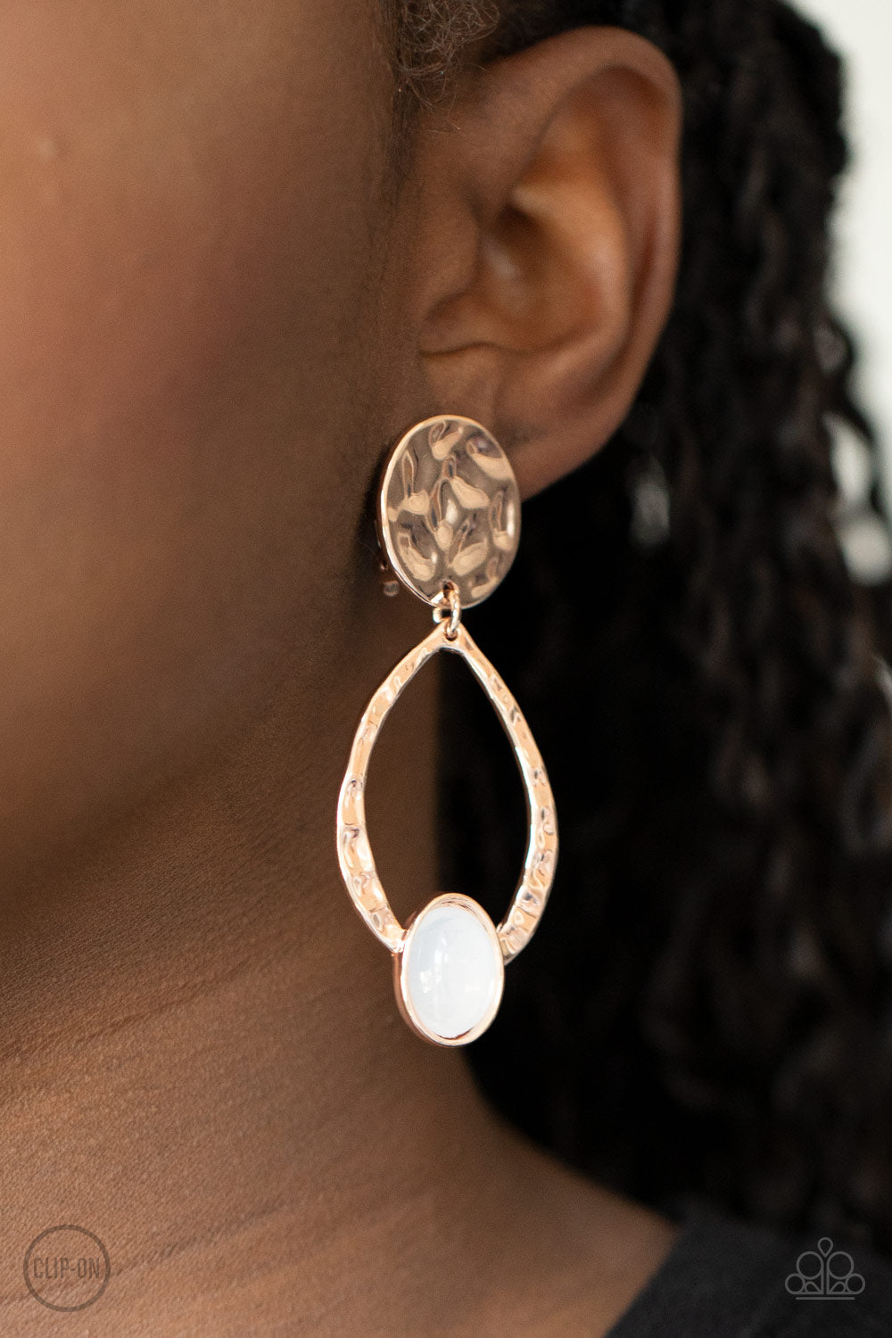 Opal Obsession Rose Gold
Clip-On Earrings