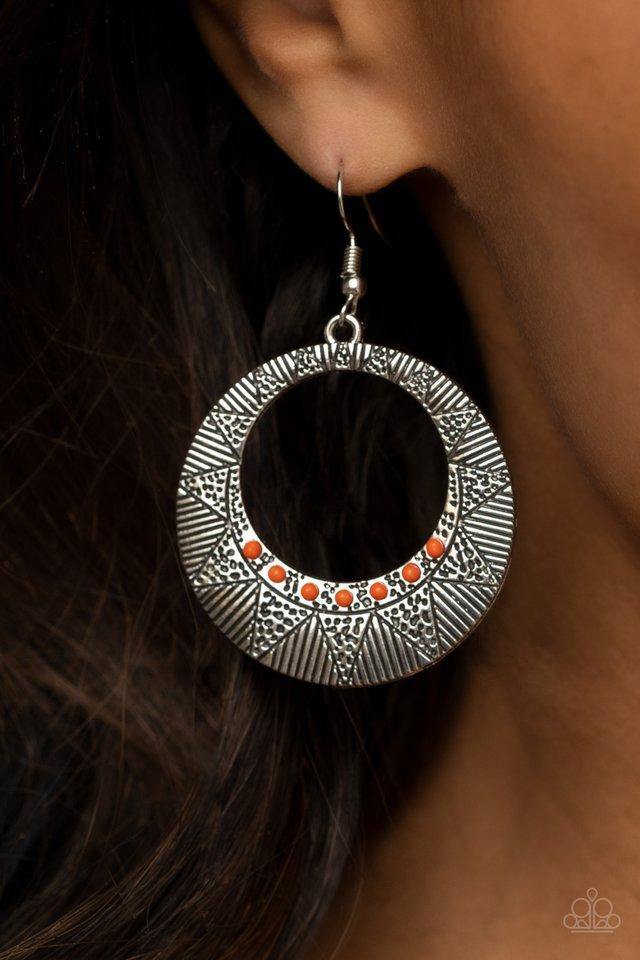 Adobe Dusk Orange
Earrings - Daria's Blings N Things