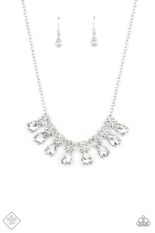 Sparkly Ever After
White Necklace - Daria's Blings N Things