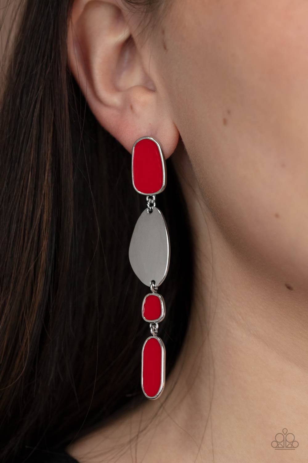 Deco By Design Red
Post Earrings - Daria's Blings N Things