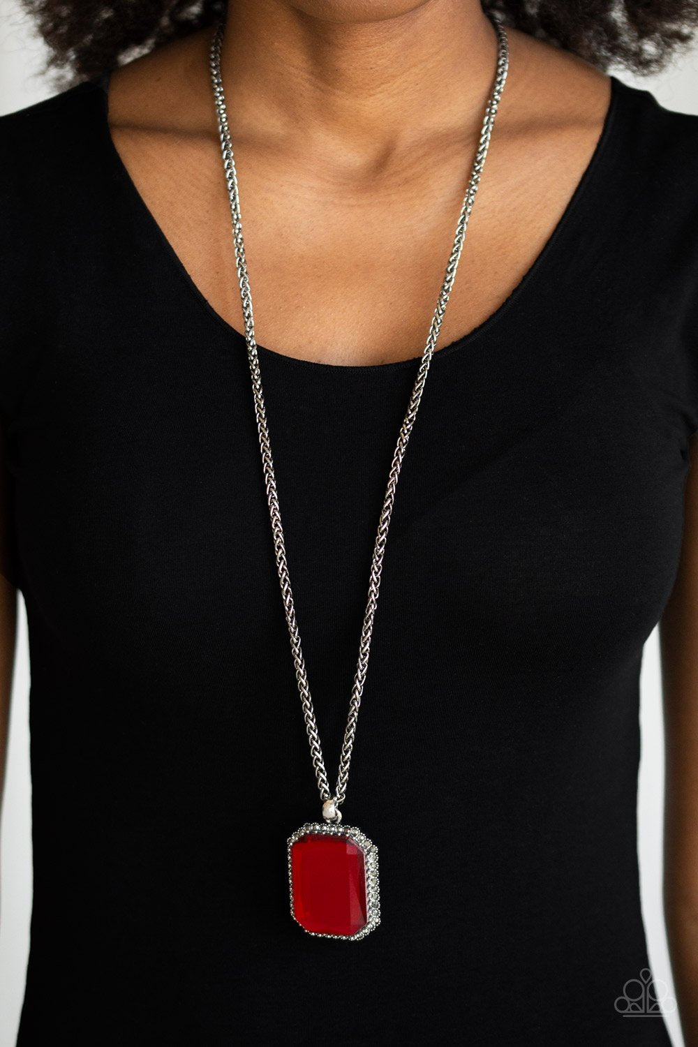 Let Your HEIR Down Red
Necklace - Daria's Blings N Things