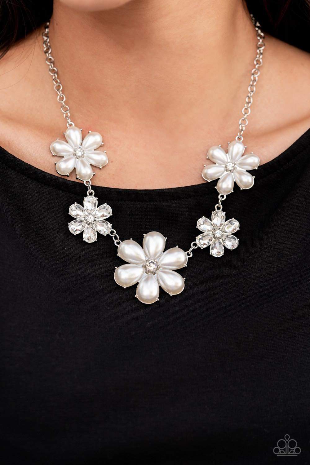 Fiercely Flowering White Necklace