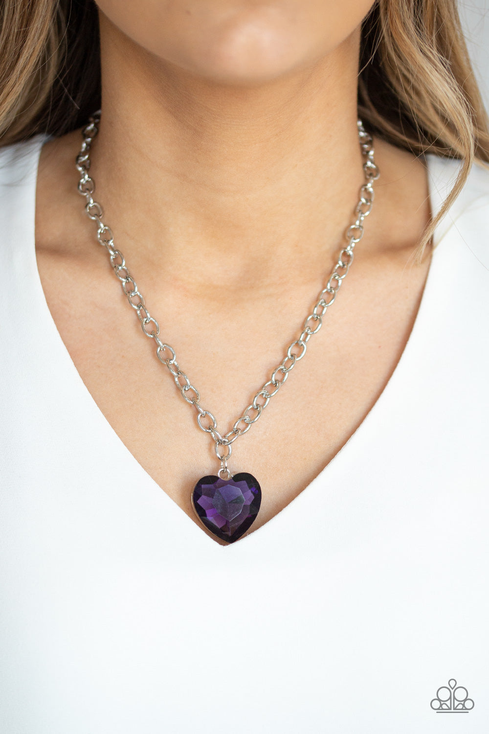 Flirtatiously Flashy Purple Necklace - Daria's Blings N Things