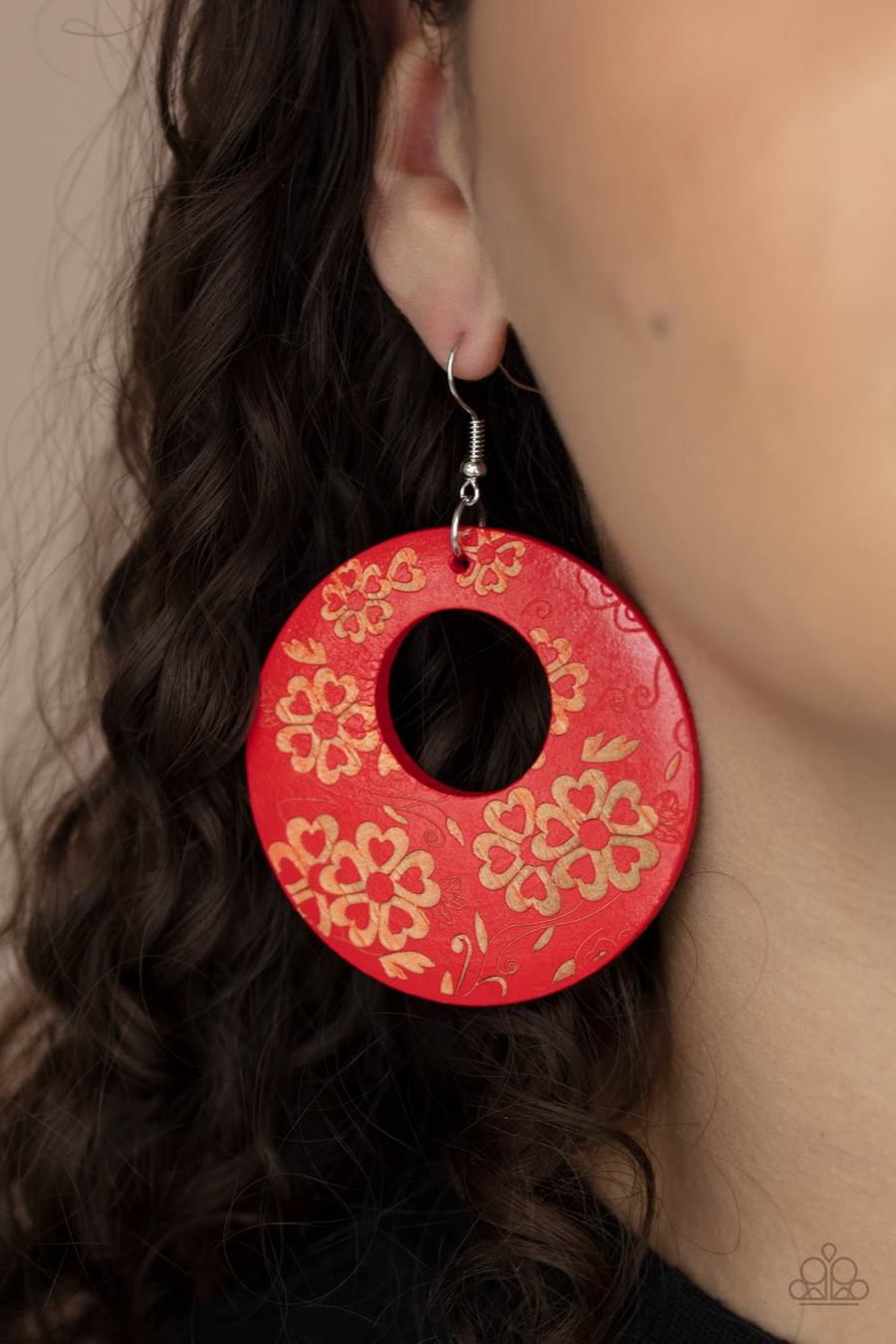 Galapagos Garden Party Red

Earrings - Daria's Blings N Things