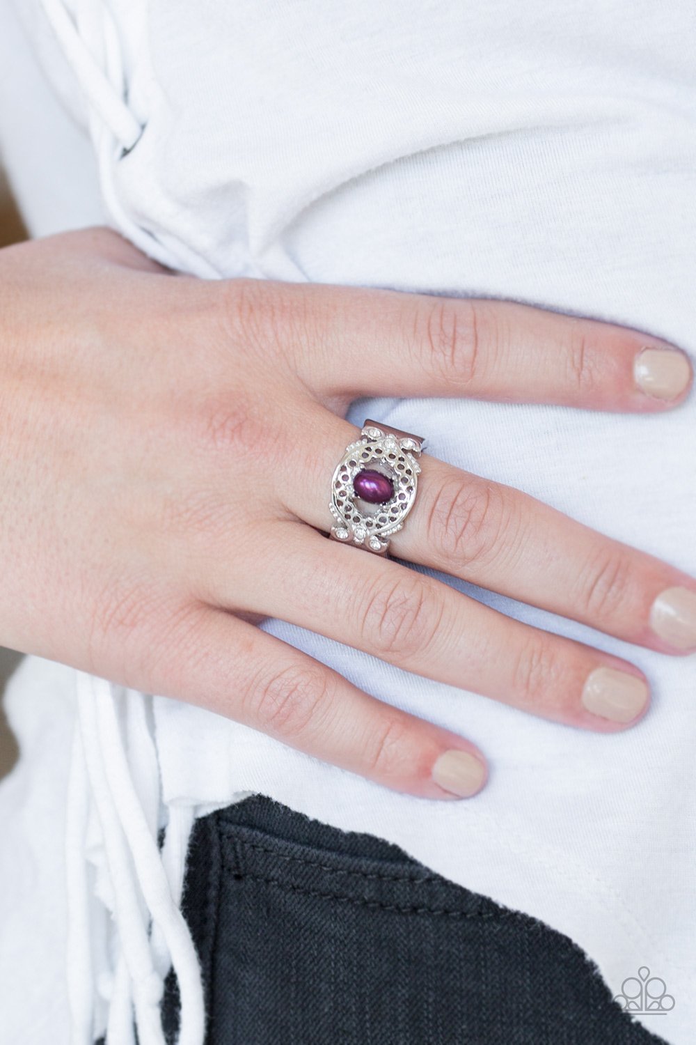 Mod Modest Purple
Ring Paparazzi