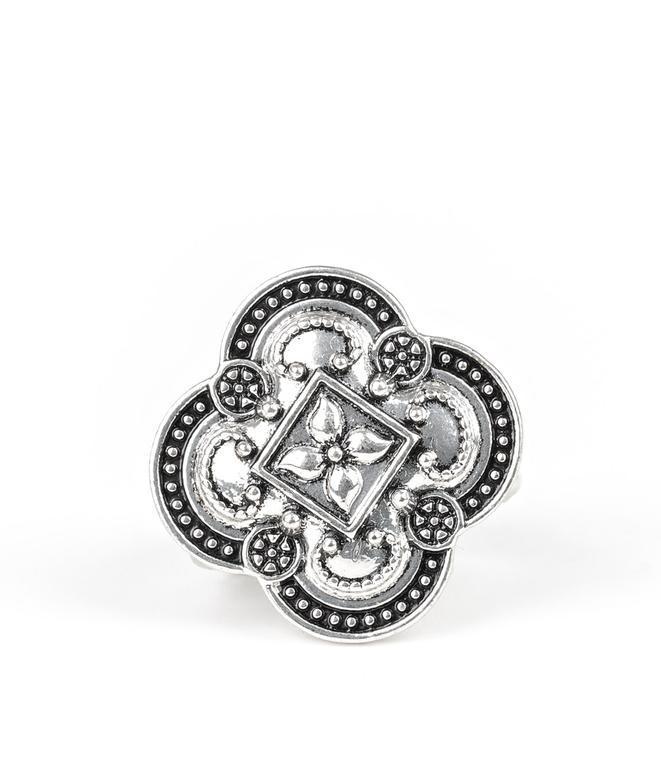 Your Royal Rogue-ness Silver Ring Papaeazzi